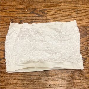 White cropped strapless top